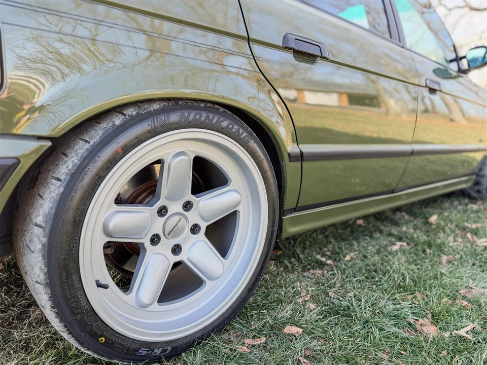1994 BMW E34 5 Series - Image 9 of 31