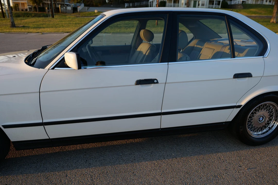 1994 BMW E34 5 Series - Image 30 of 31