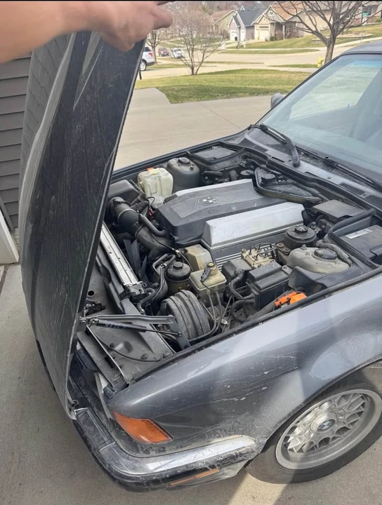 1994 BMW E32 7 Series - Image 7 of 8