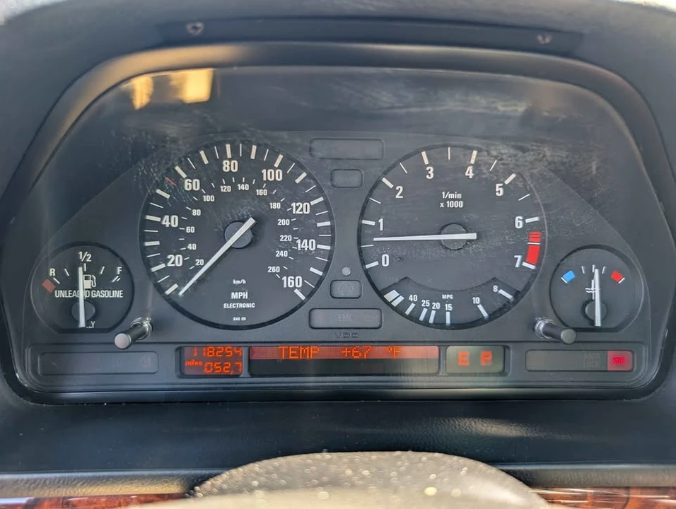 1994 BMW E32 7 Series - Image 12 of 16