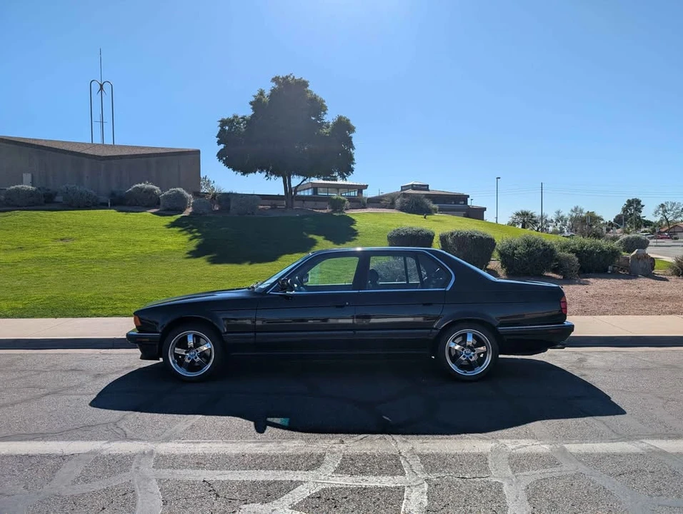 1994 BMW E32 7 Series - Image 8 of 16