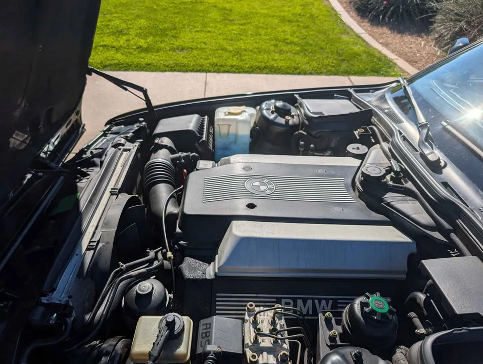1994 BMW E32 7 Series - Image 10 of 16