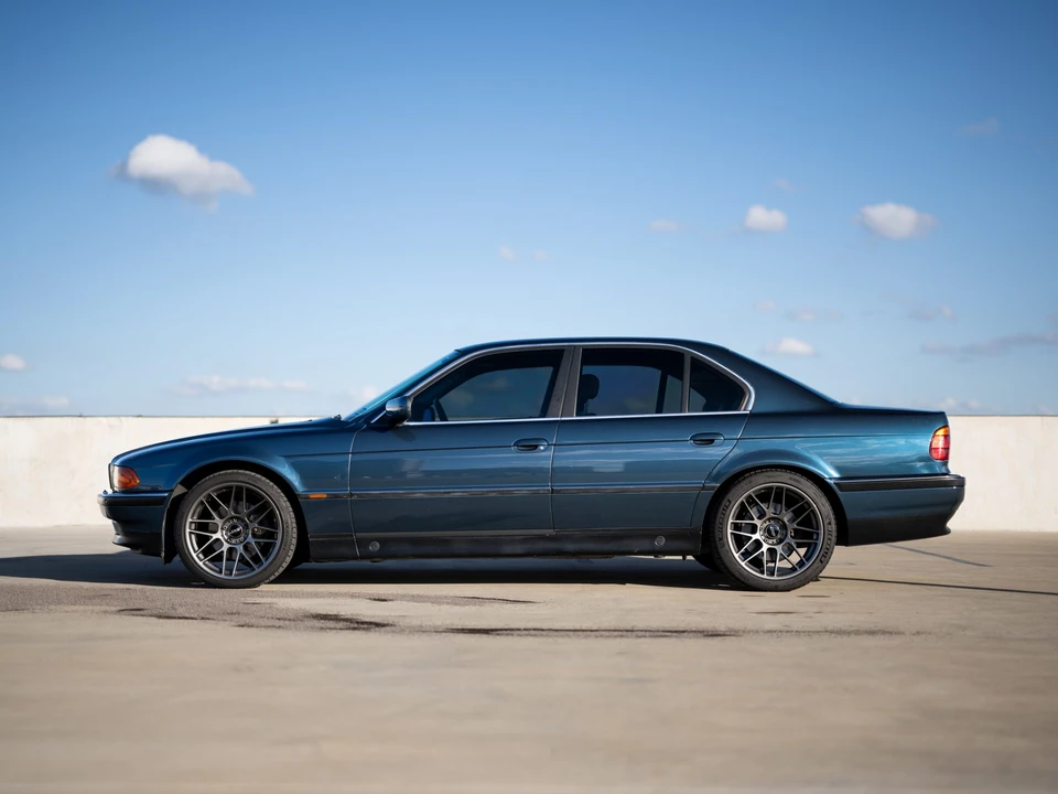 1994 BMW E38 7 Series - Image 4 of 31