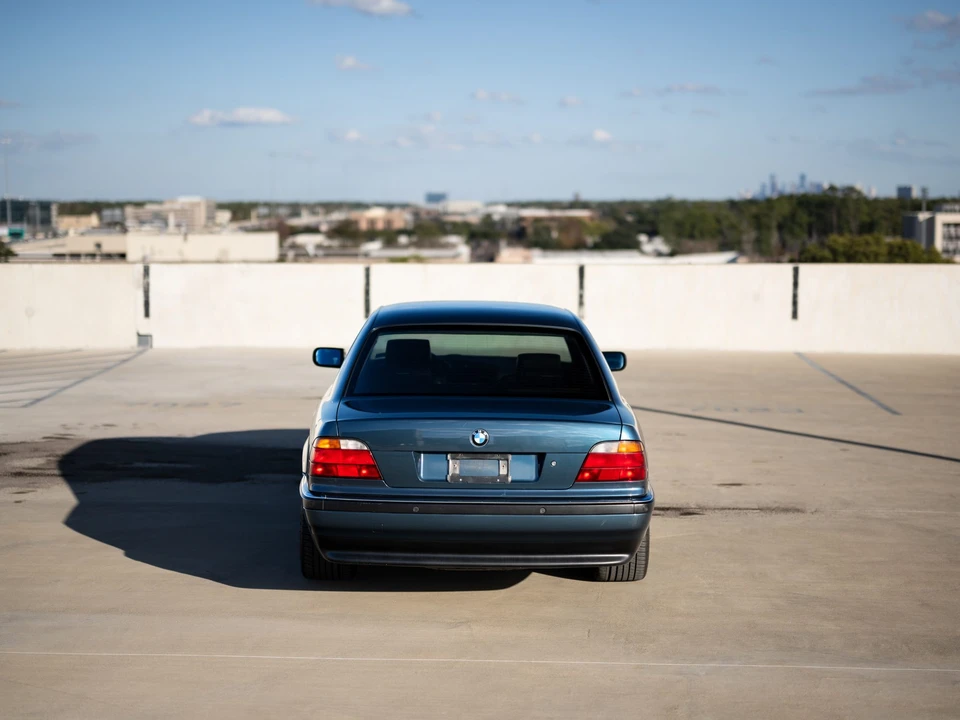 1994 BMW E38 7 Series - Image 9 of 31