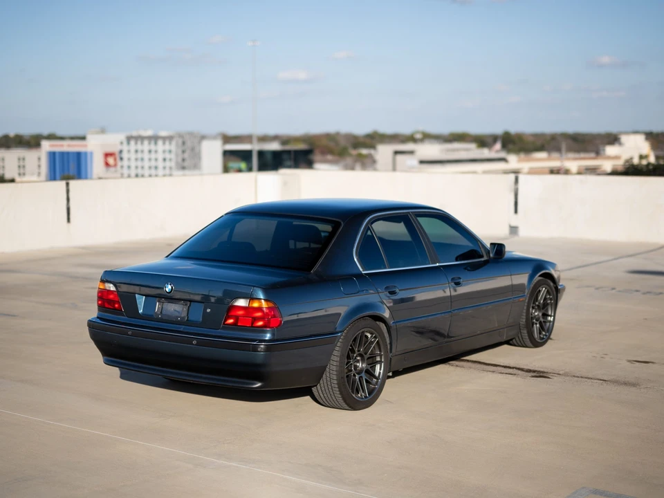 1994 BMW E38 7 Series - Image 11 of 31
