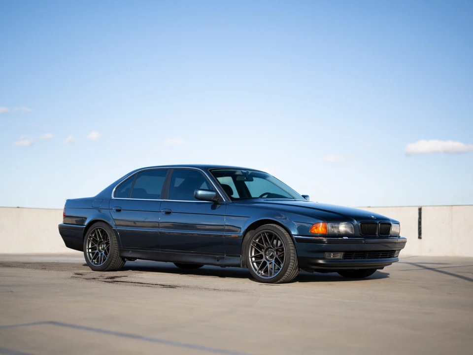 1994 BMW E38 7 Series - Image 14 of 31