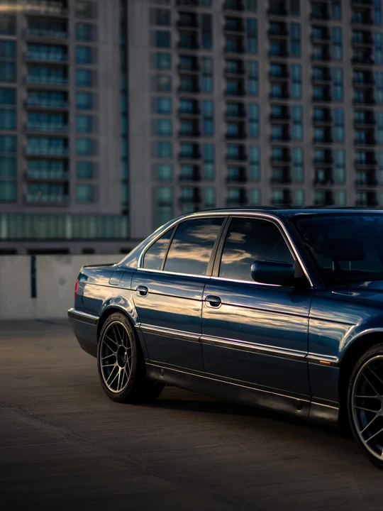 1994 BMW E38 7 Series - Image 28 of 31