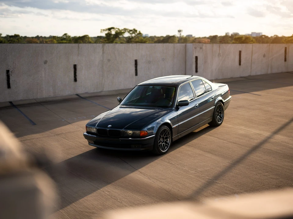 1994 BMW E38 7 Series - Image 19 of 31