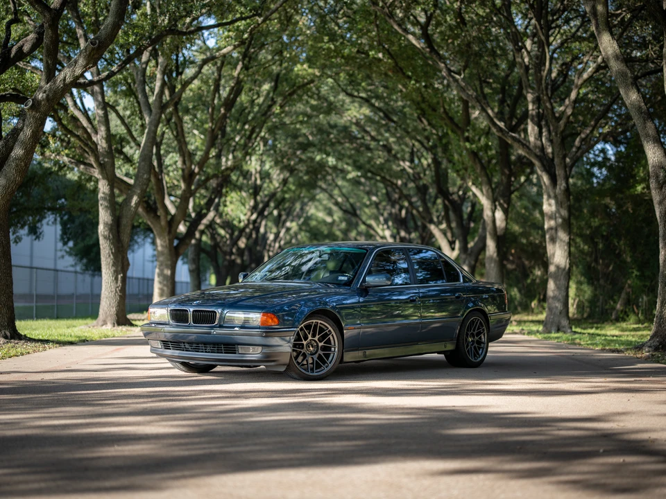 1994 BMW E38 7 Series - Image 2 of 31