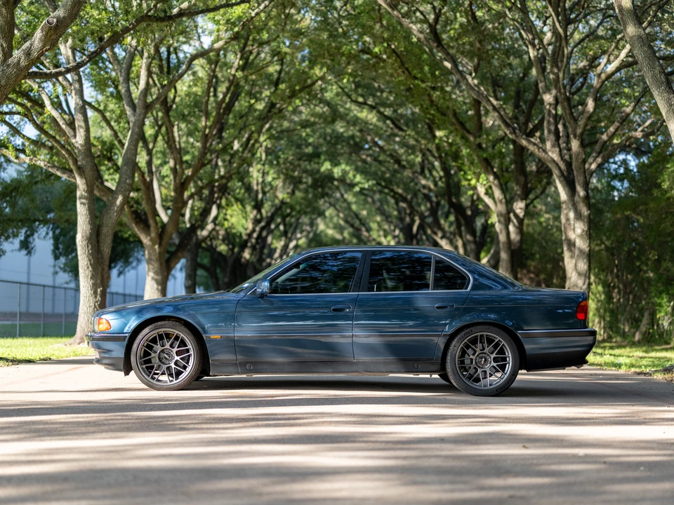 1994 BMW E38 7 Series - Image 19 of 31