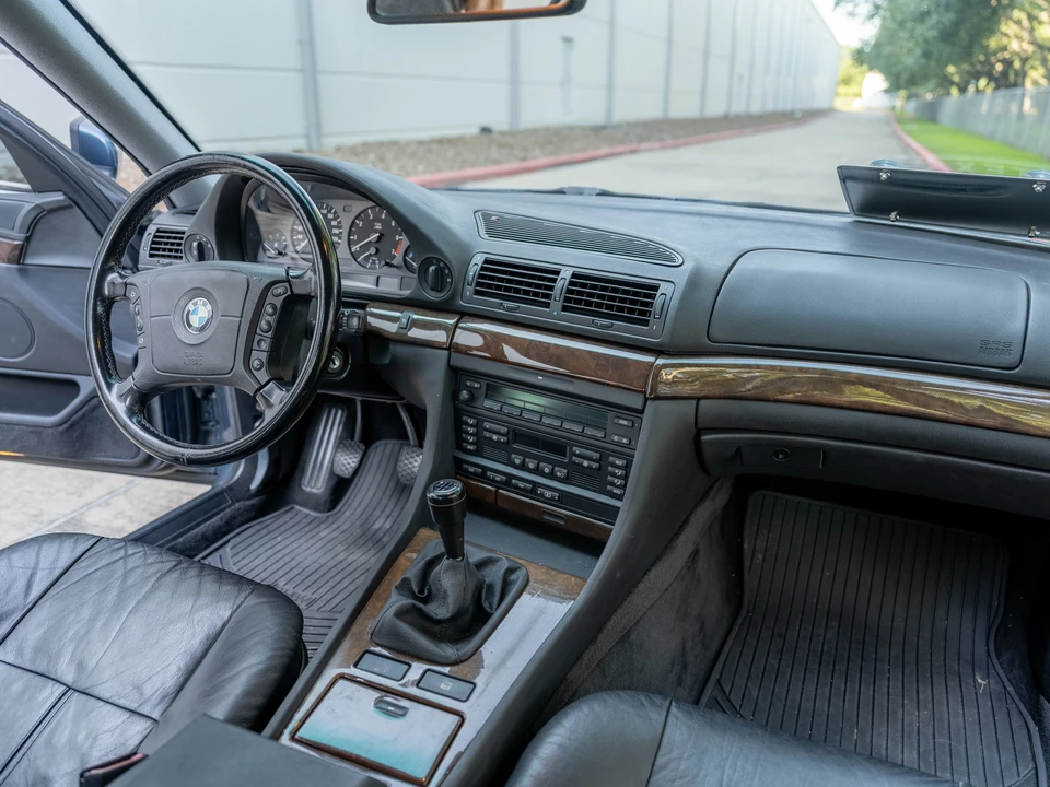 1994 BMW E38 7 Series - Image 26 of 31