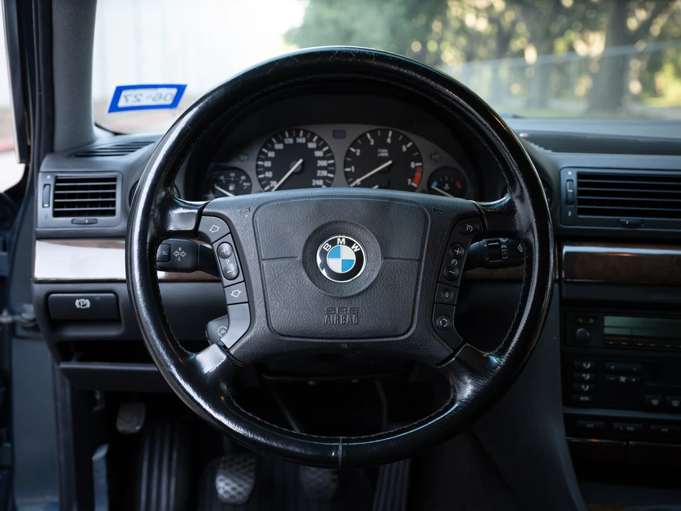 1994 BMW E38 7 Series - Image 29 of 31