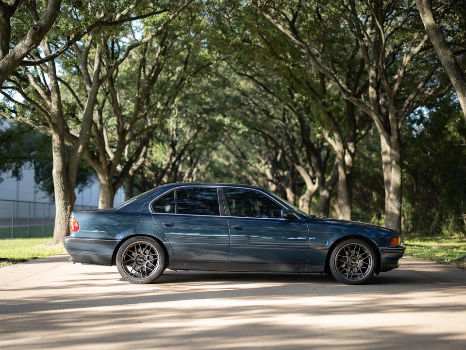1994 BMW E38 7 Series - Image 13 of 31