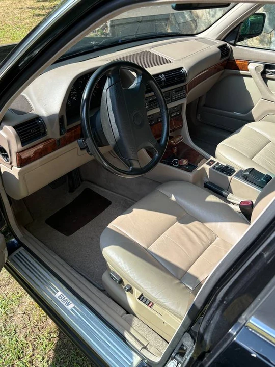 1994 BMW E32 7 Series - Image 10 of 15