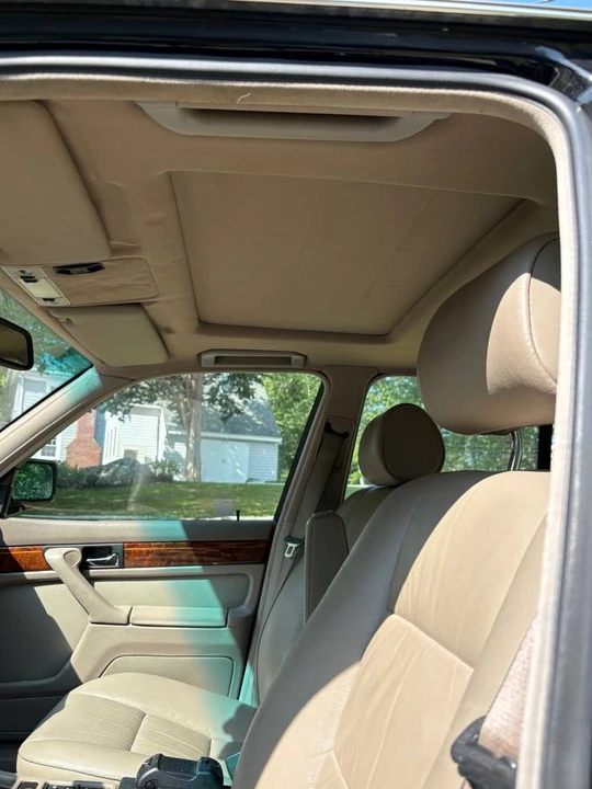 1994 BMW E32 7 Series - Image 9 of 15