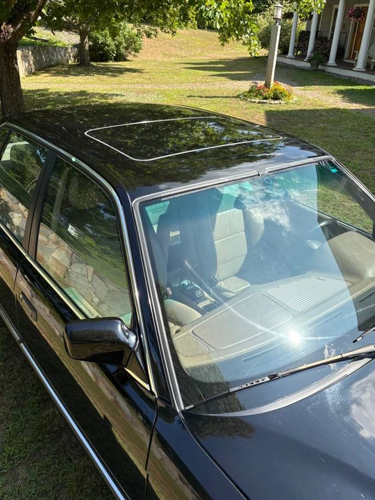 1994 BMW E32 7 Series - Image 6 of 15