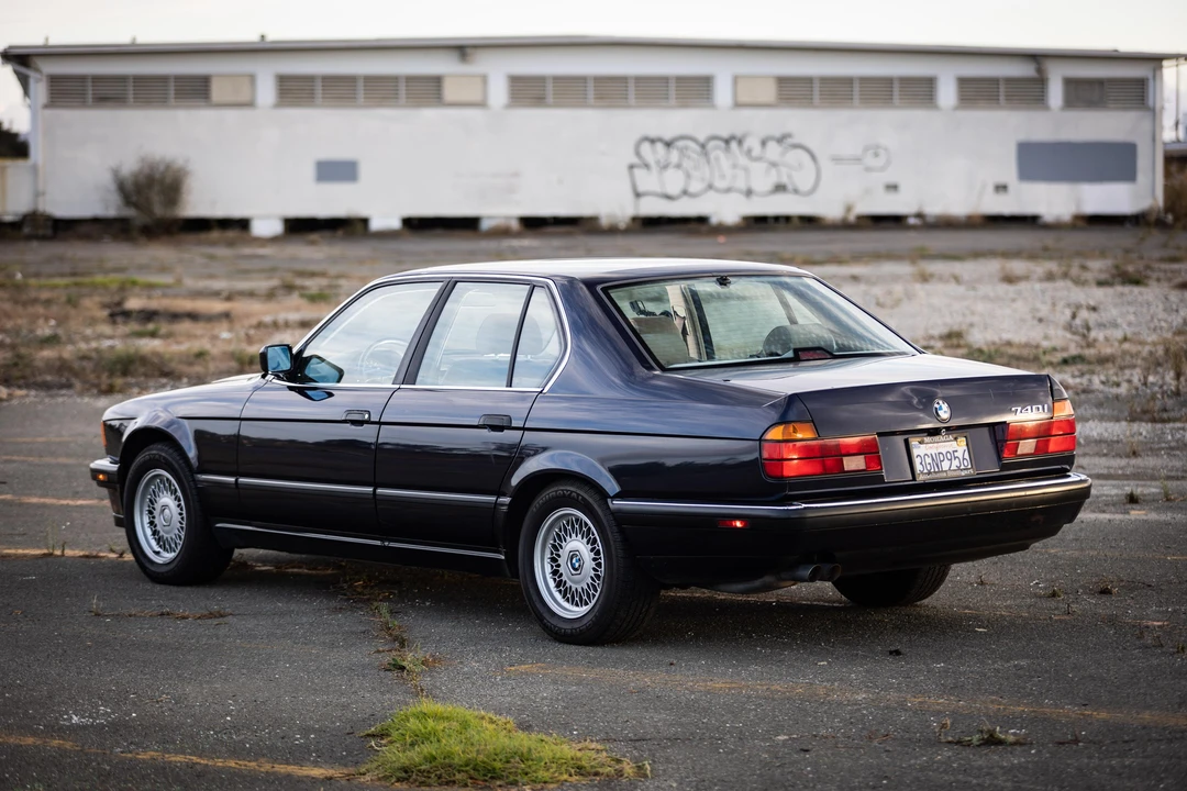 1994 BMW E32 7 Series - Image 28 of 31