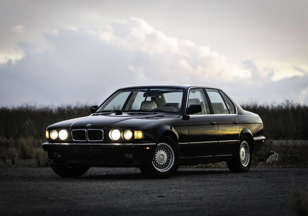 1994 BMW E32 7 Series - Image 13 of 31