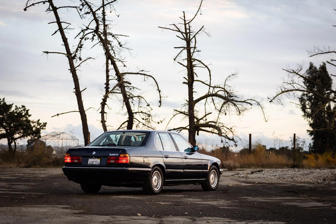 1994 BMW E32 7 Series - Image 30 of 31