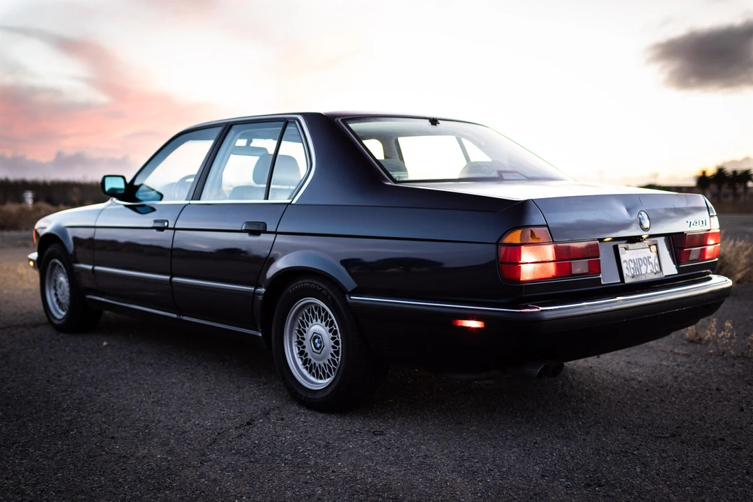 1994 BMW E32 7 Series - Image 29 of 31