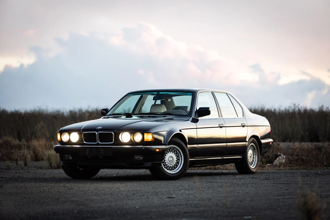1994 BMW E32 7 Series - Image 15 of 31