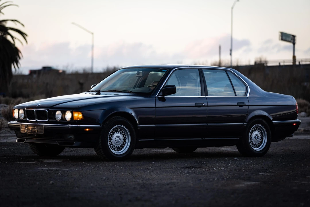 1994 BMW E32 7 Series - Image 24 of 31