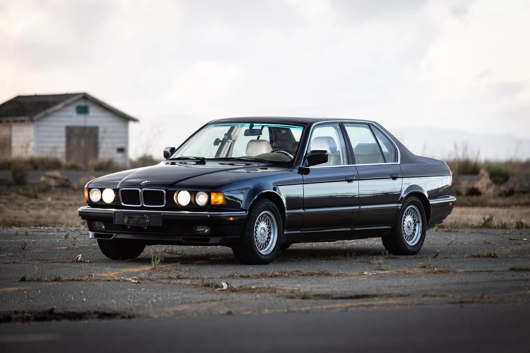 1994 BMW E32 7 Series - Image 11 of 31