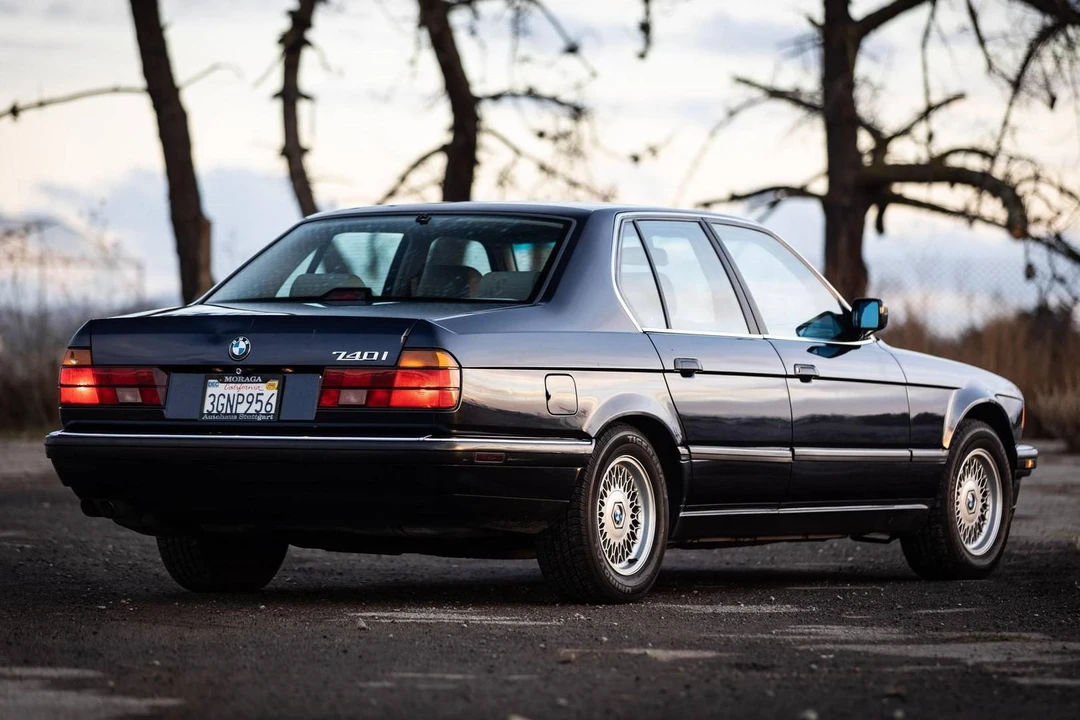 1994 BMW E32 7 Series - Image 4 of 31