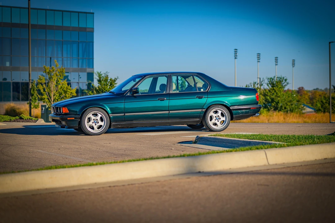 1994 BMW E32 7 Series - Image 30 of 31