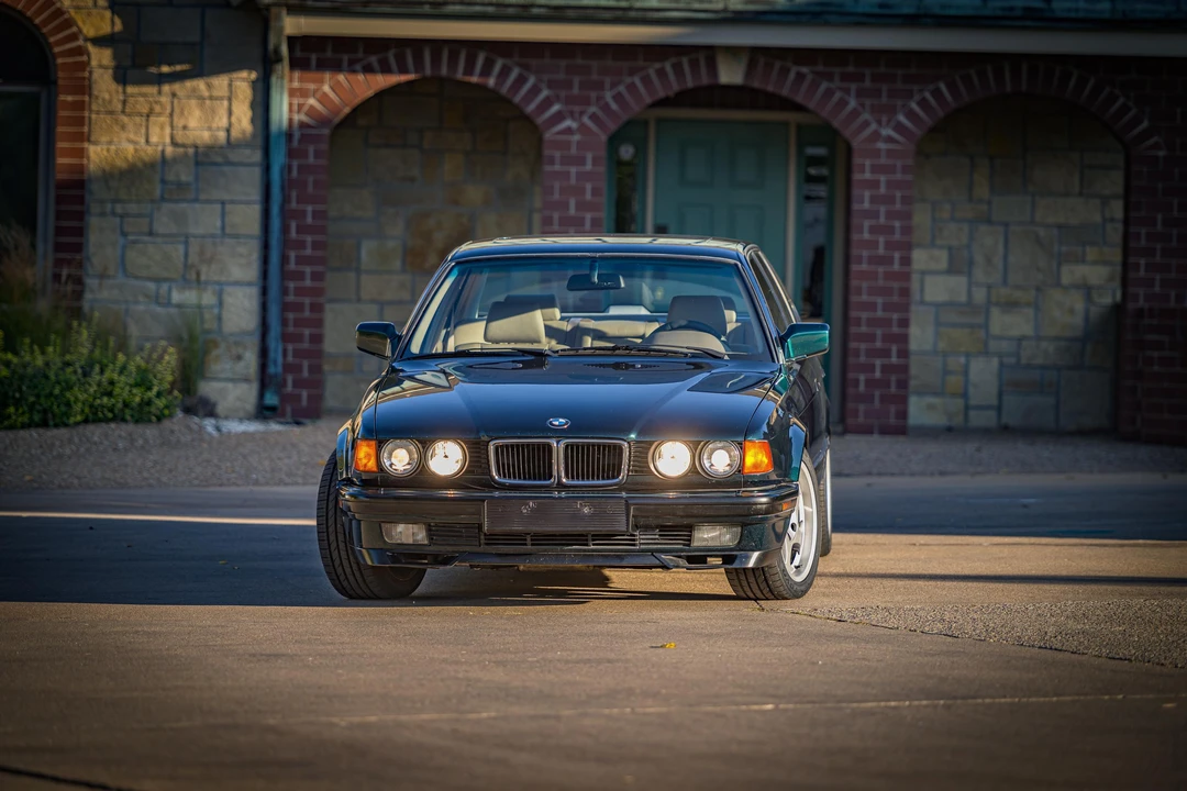 1994 BMW E32 7 Series - Image 8 of 31