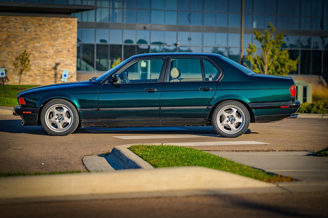 1994 BMW E32 7 Series - Image 26 of 31