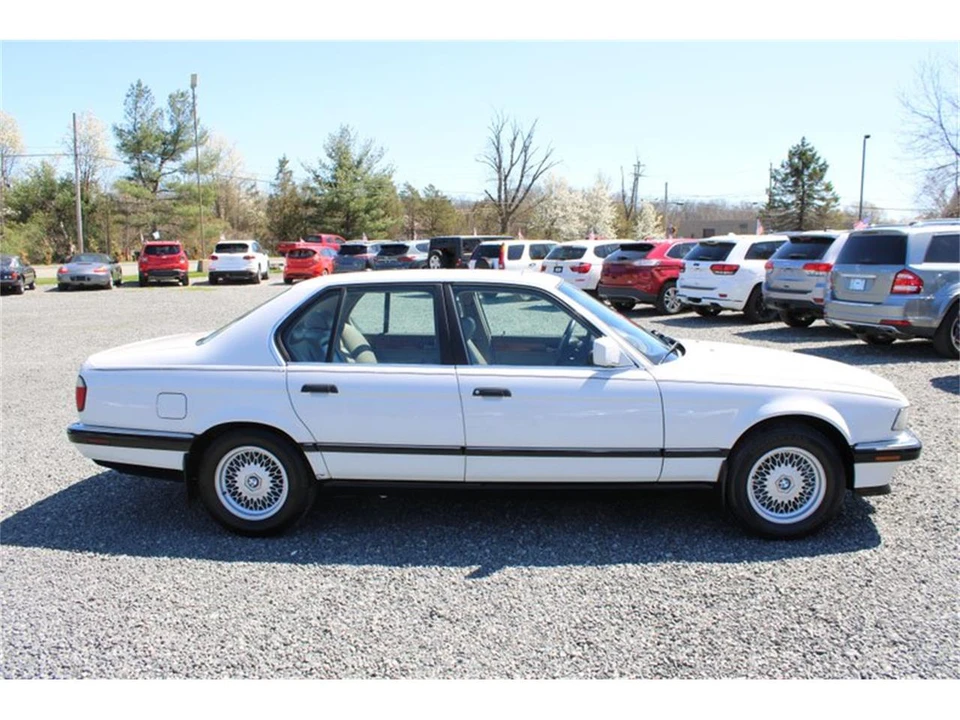 1994 BMW E32 7 Series - Image 7 of 15
