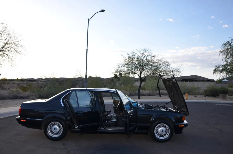 1994 BMW E32 7 Series - Image 11 of 20