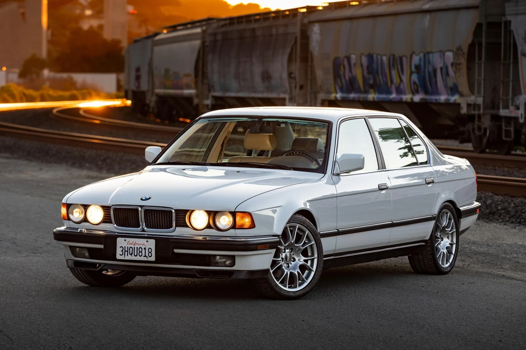 1994 BMW E38 7 Series - Image 23 of 31