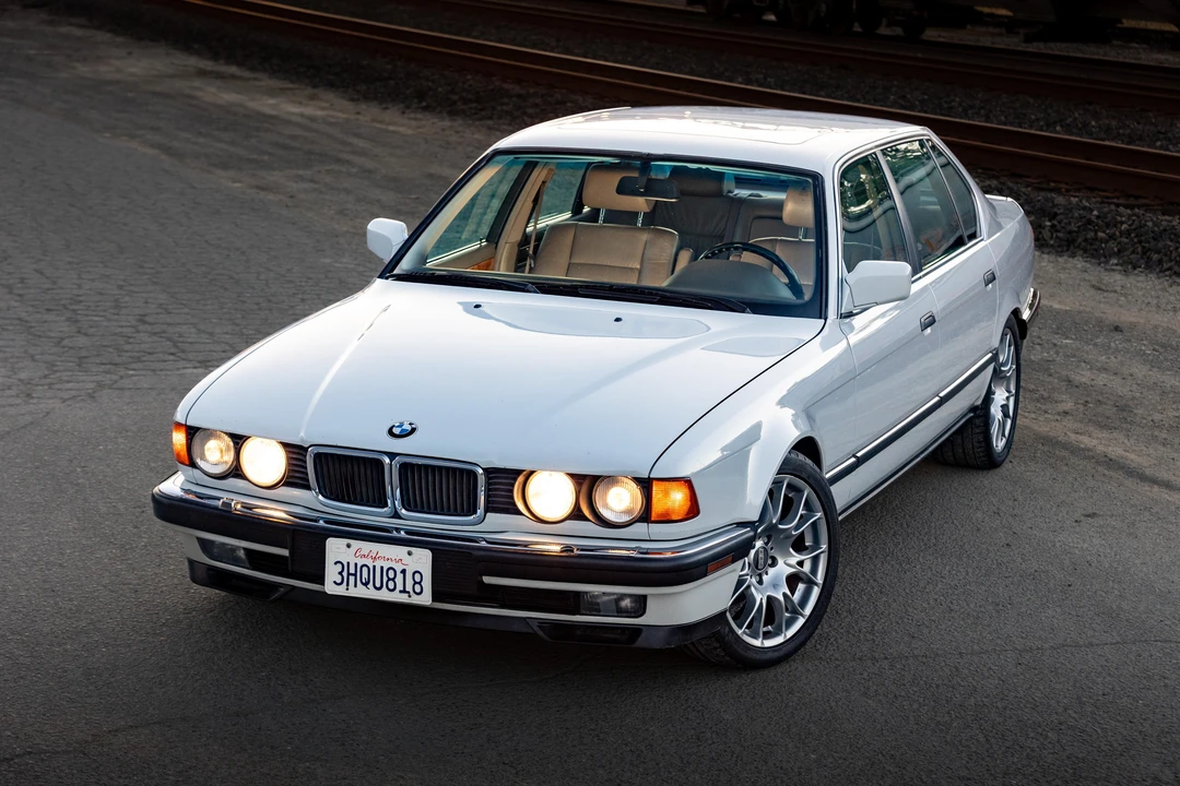 1994 BMW E38 7 Series - Image 14 of 31