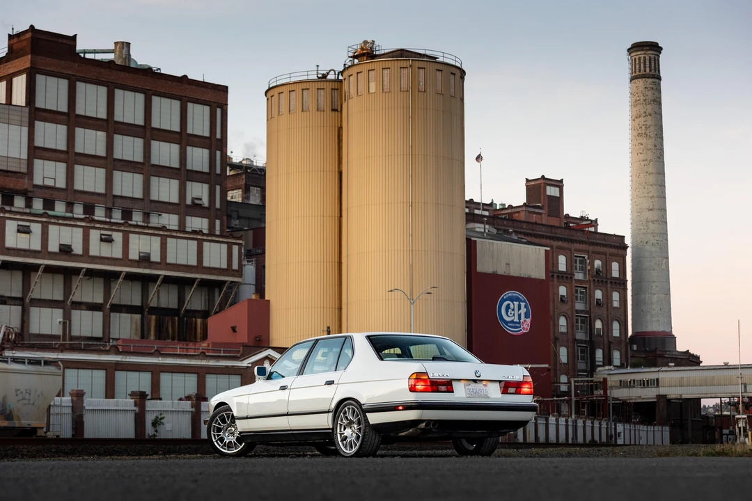 1994 BMW E38 7 Series - Image 29 of 31