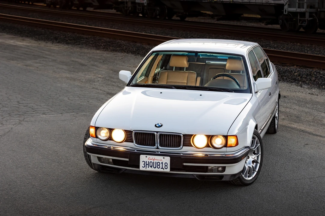 1994 BMW E38 7 Series - Image 11 of 31