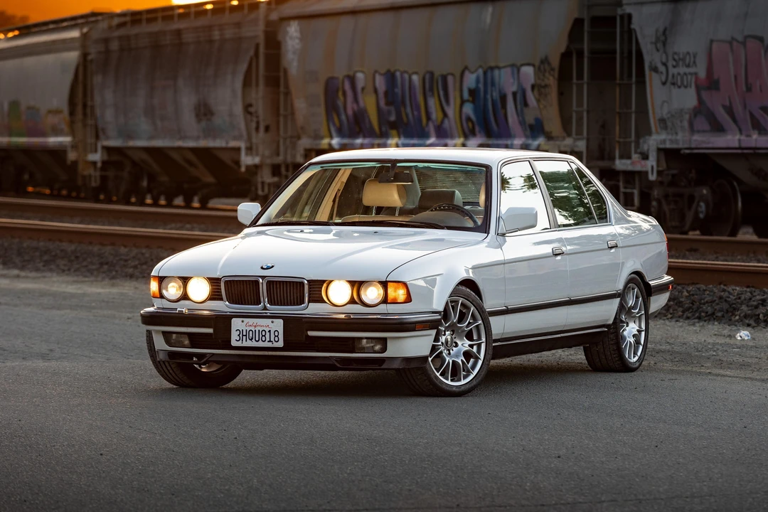 1994 BMW E38 7 Series - Image 18 of 31