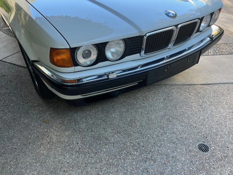1994 BMW E32 7 Series - Image 13 of 31