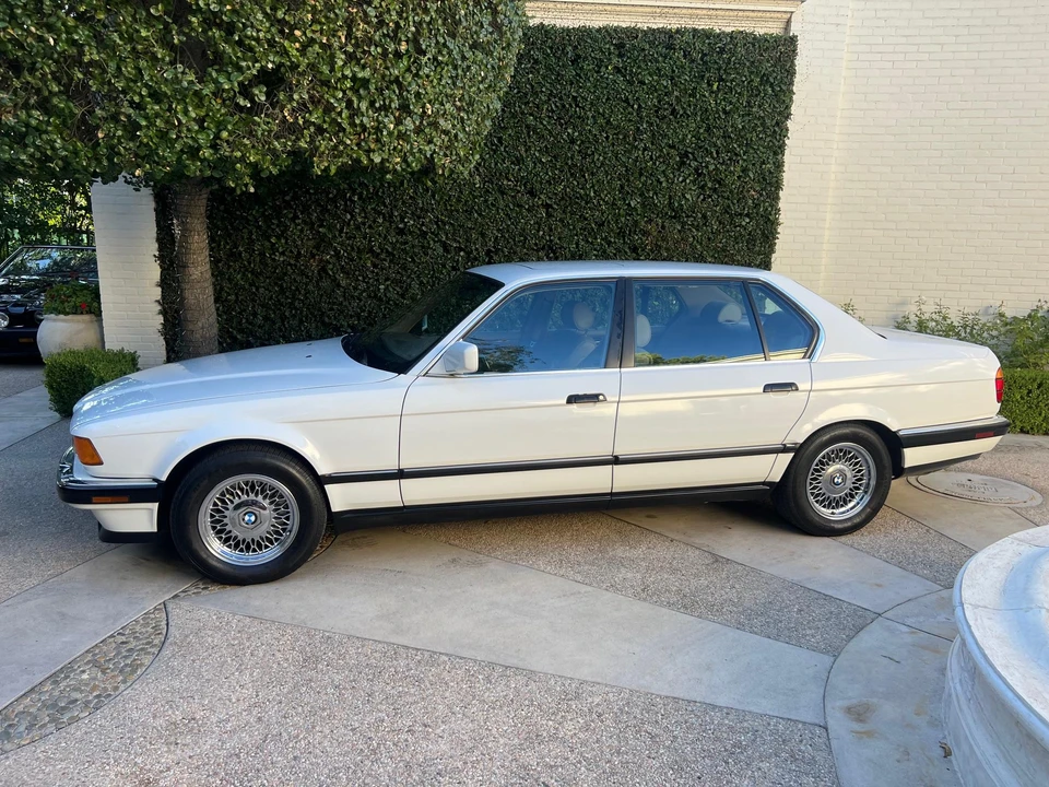 1994 BMW E32 7 Series - Image 4 of 31
