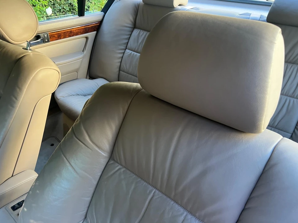 1994 BMW E32 7 Series - Image 27 of 31