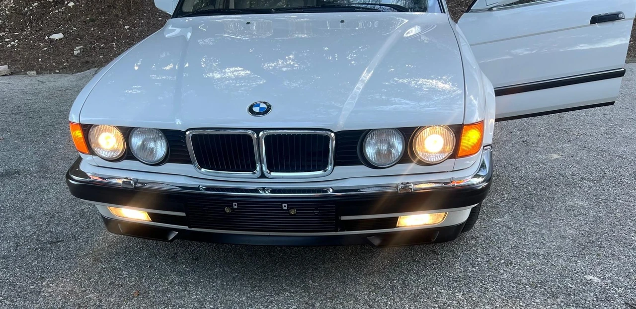 1994 BMW E32 7 Series - Image 12 of 31
