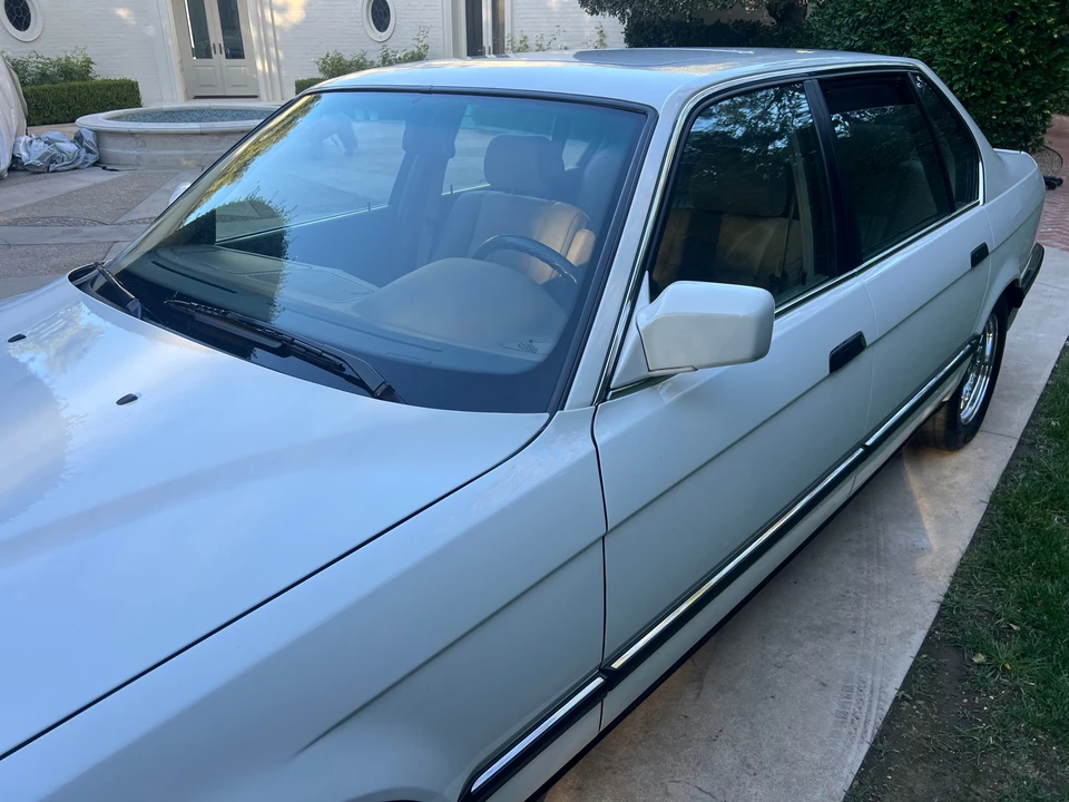1994 BMW E32 7 Series - Image 16 of 31