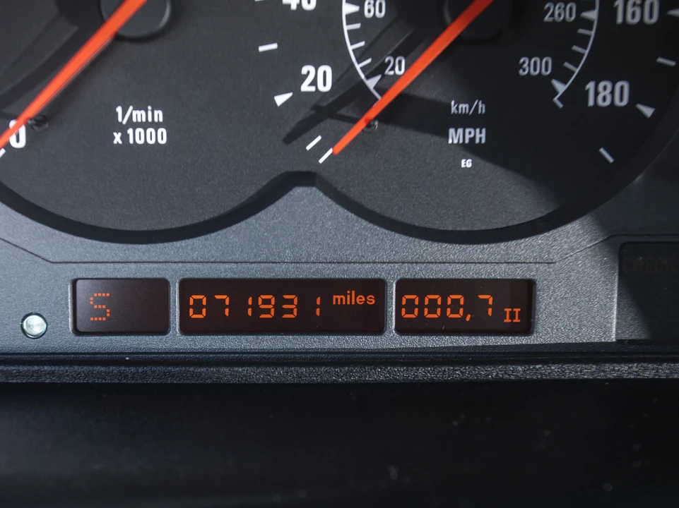 1994 BMW E31 8 Series - Image 6 of 21