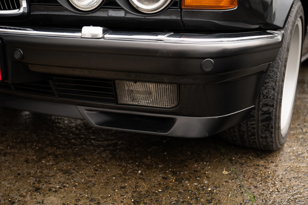 1994 BMW E32 7 Series - Image 20 of 31