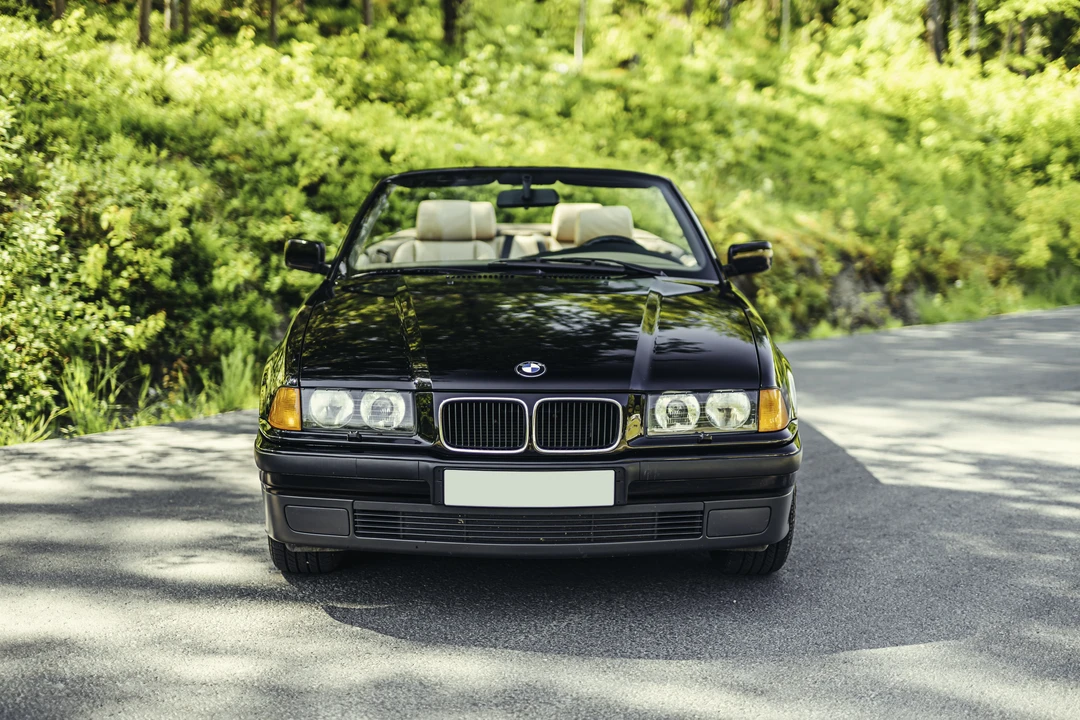 1994 BMW E36 3 Series - Image 2 of 31