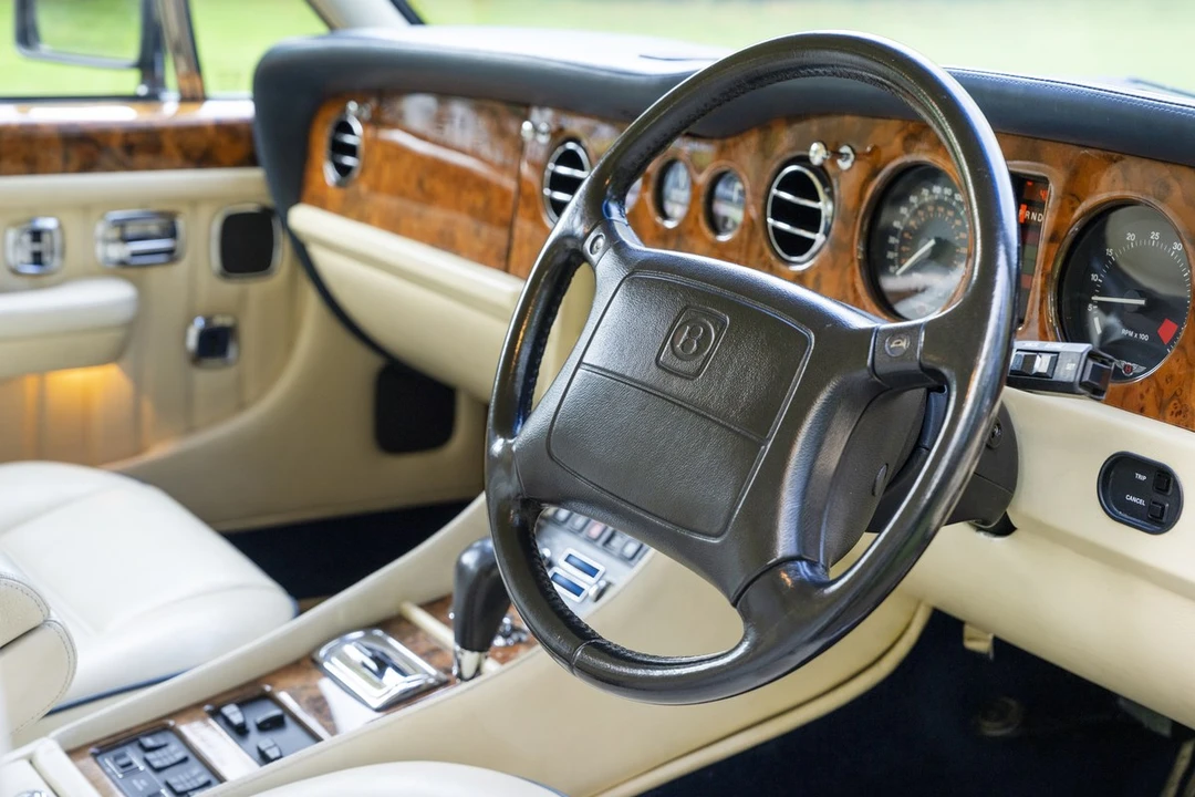1994 Bentley Brooklands - Image 11 of 30