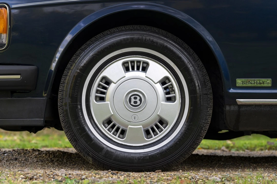 1994 Bentley Brooklands - Image 6 of 30