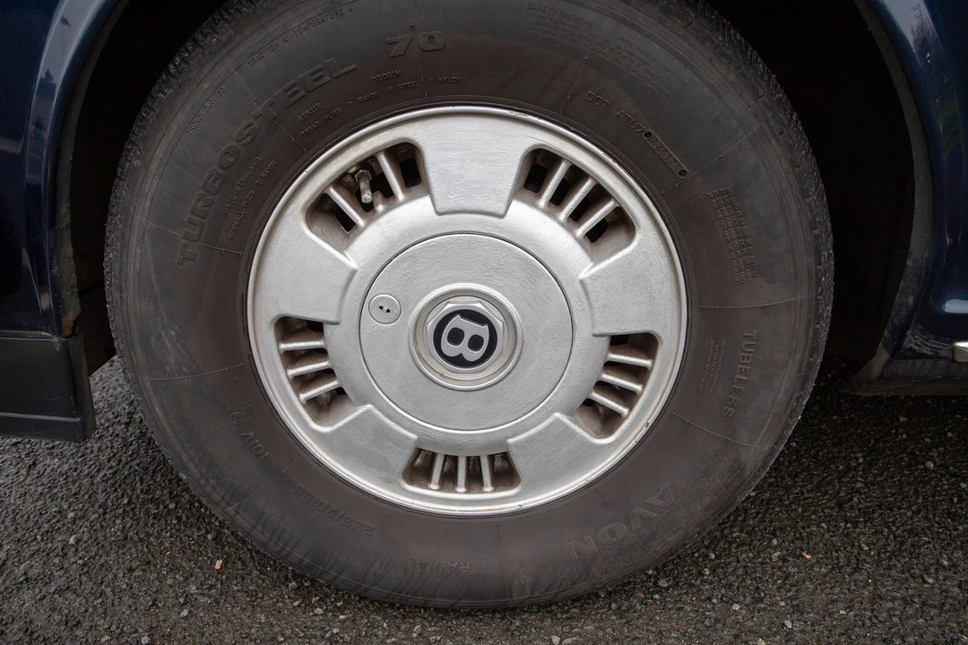 1994 Bentley Brooklands - Image 16 of 30