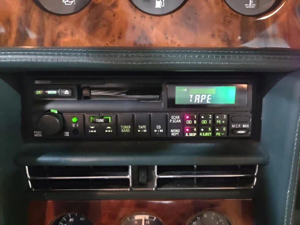 1994 Bentley Brooklands - Image 13 of 19